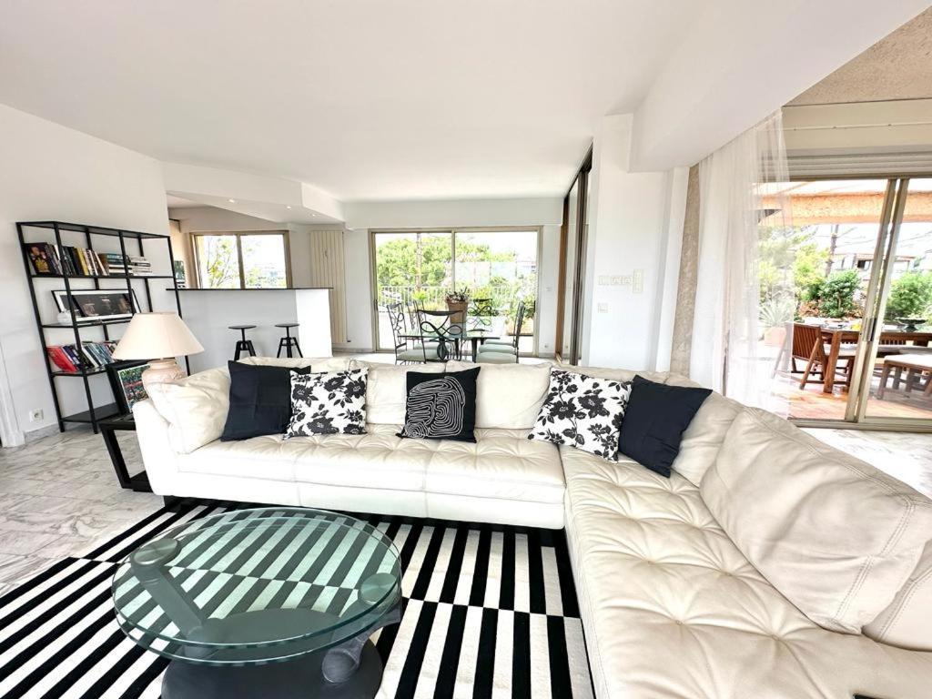 Apartamento Panoramic Sea View Penthouse With Jacuzzi And 450 Sqm Terrace Antibes Exterior foto